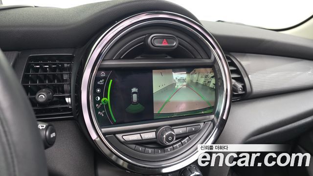 Mini Cooper 2021 — photo 20