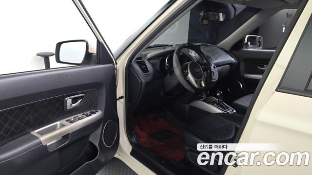 Kia Soul 2012 — photo 13