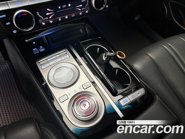 Genesis G80 2021 — photo 12