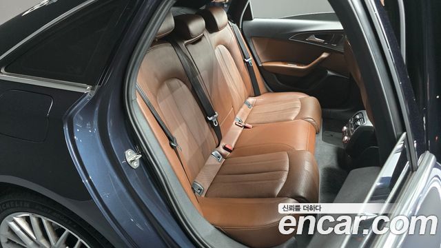 Audi A6 2018 — photo 17
