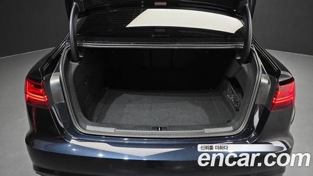 Audi A6 2018 — photo 34