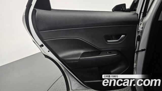 Hyundai Kona 2023 — photo 15