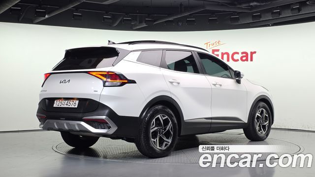 Kia Sportage 2022 — photo 2