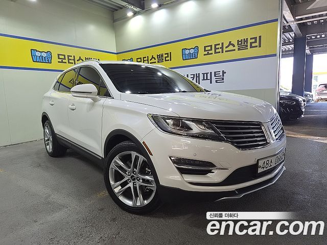 Lincoln MKC 2016 — photo 2