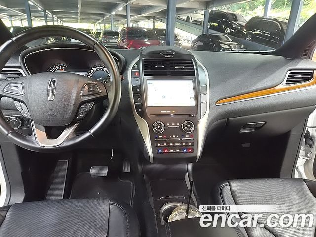 Lincoln MKC 2016 — photo 5
