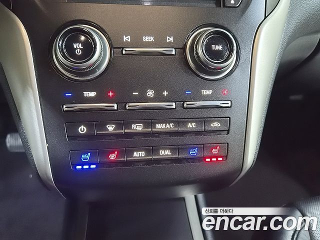 Lincoln MKC 2016 — photo 9