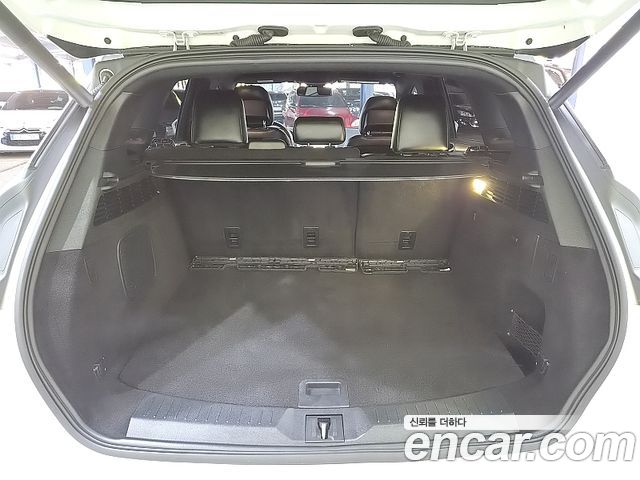 Lincoln MKC 2016 — photo 17