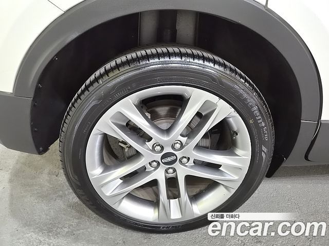 Lincoln MKC 2016 — photo 19