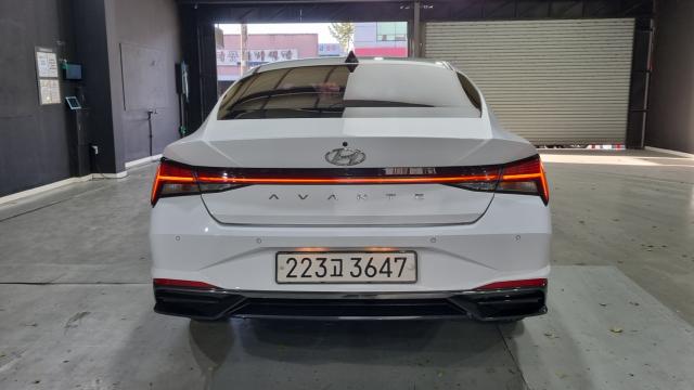 Hyundai AVANTE 2022 — photo 4