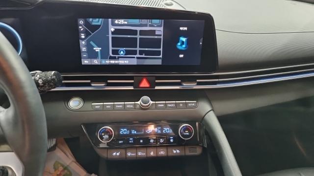 Hyundai AVANTE 2022 — photo 10
