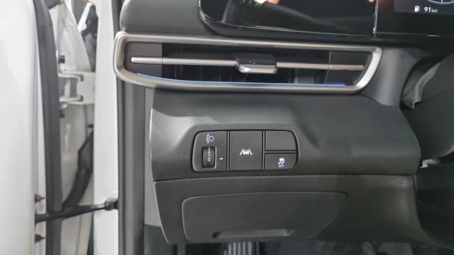 Hyundai AVANTE 2022 — photo 15