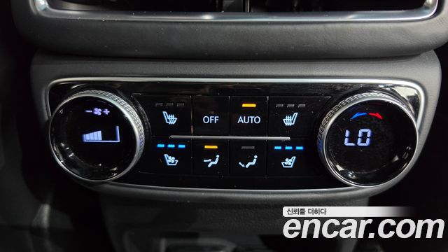 Genesis GV80 2020 — photo 25