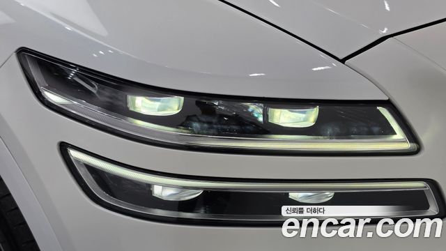 Genesis GV80 2020 — photo 8