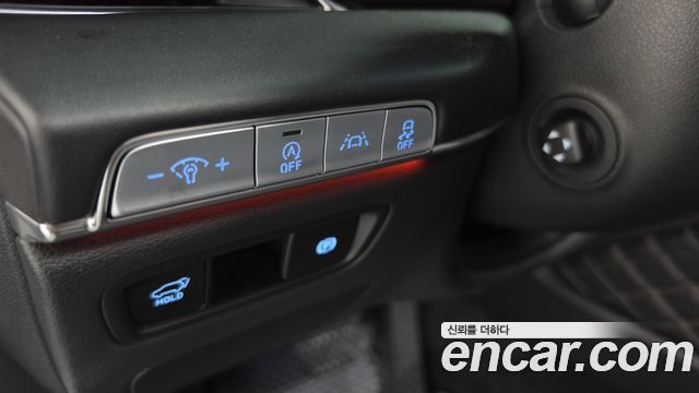 Genesis GV80 2020 — photo 27