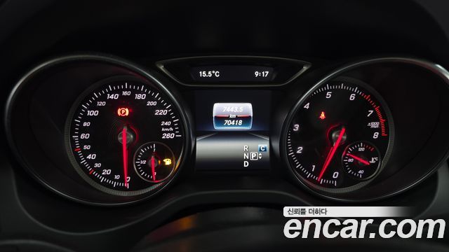 Mercedes-Benz GLA-Class 2019 — photo 11