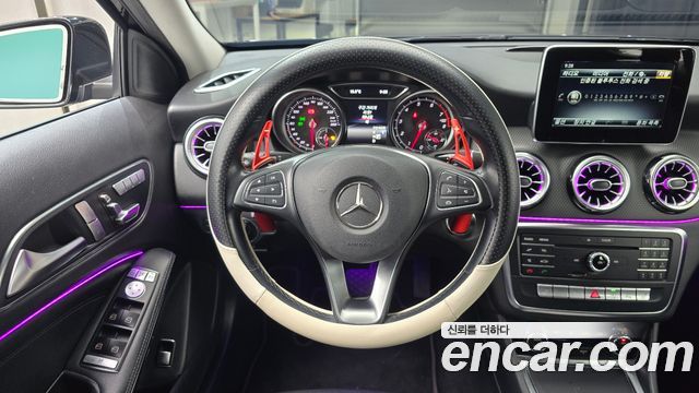 Mercedes-Benz GLA-Class 2019 — photo 19
