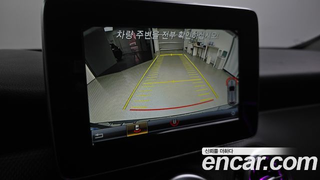 Mercedes-Benz GLA-Class 2019 — photo 20