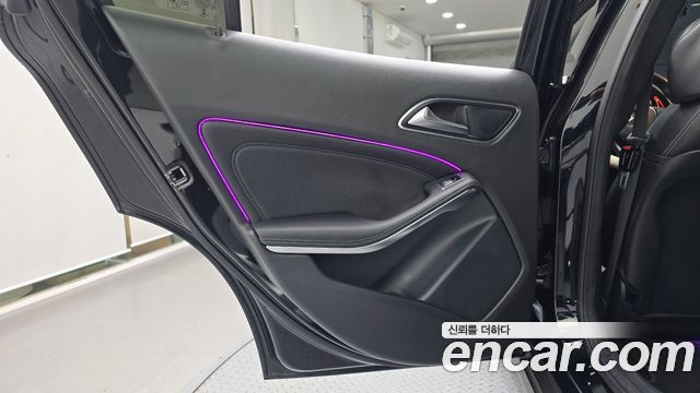 Mercedes-Benz GLA-Class 2019 — photo 15