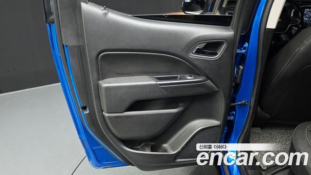 Chevrolet Korea Colorado 2021 — photo 15
