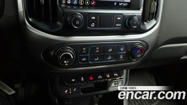 Chevrolet Korea Colorado 2021 — photo 31