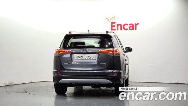 Toyota RAV4 2016 — photo 4