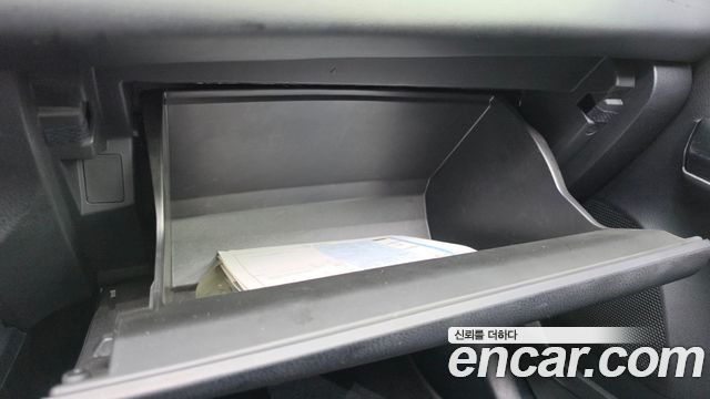 Toyota RAV4 2016 — photo 30