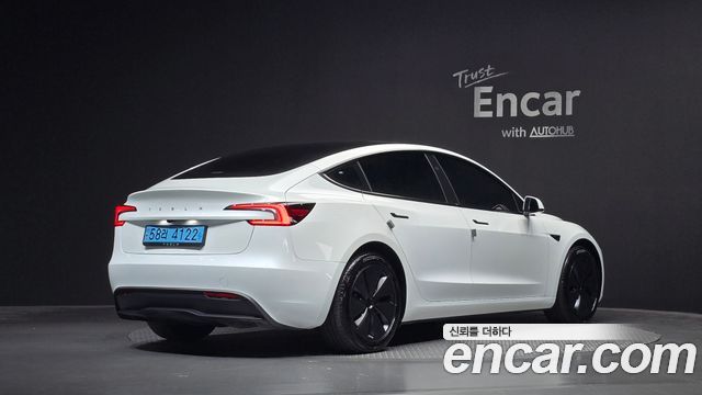 Tesla Model 3 2024 — photo 2