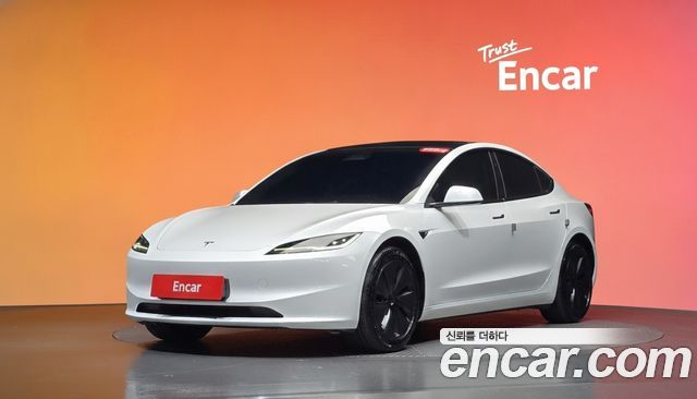 Tesla Model 3 2024 — photo 1