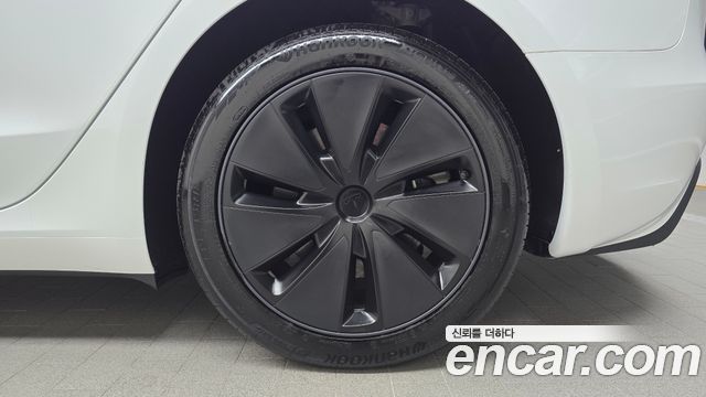 Tesla Model 3 2024 — photo 7