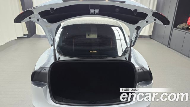 Tesla Model 3 2024 — photo 29