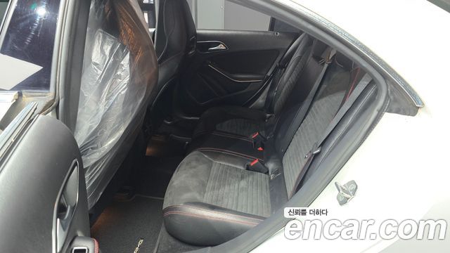 Mercedes-Benz CLA-Class 2019 — photo 18