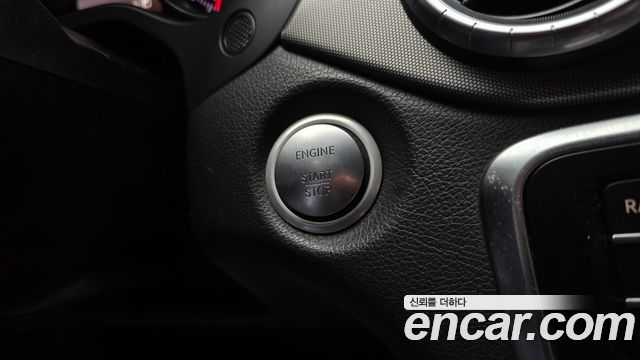 Mercedes-Benz CLA-Class 2019 — photo 24