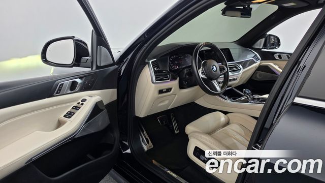 BMW X5 2022 — photo 13