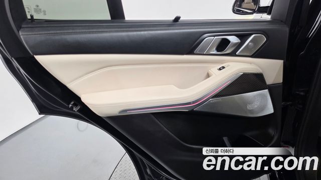 BMW X5 2022 — photo 15