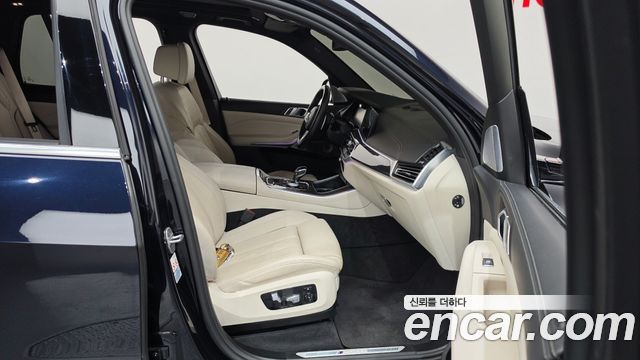 BMW X5 2022 — photo 16