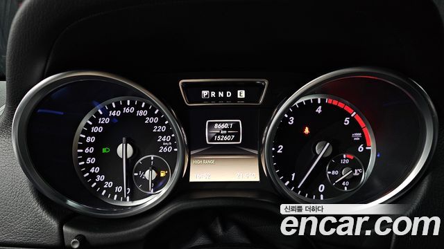 Mercedes-Benz G-Class 2014 — photo 11