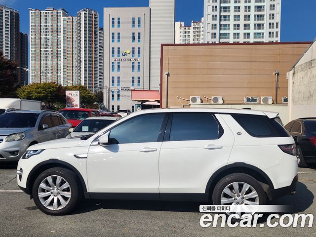 Land Rover Discovery Sport 2016 — photo 5