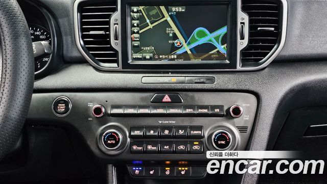 Kia Sportage 2016 — photo 14