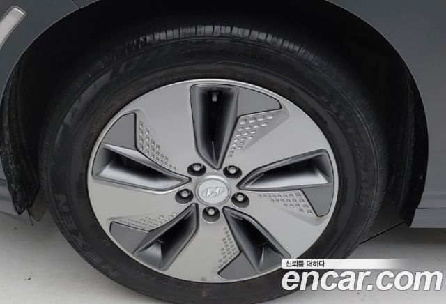 Hyundai Kona 2019 — photo 13