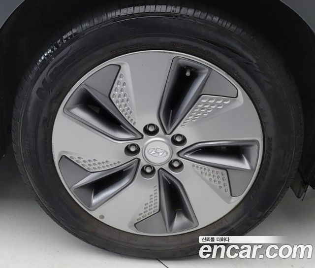 Hyundai Kona 2019 — photo 14