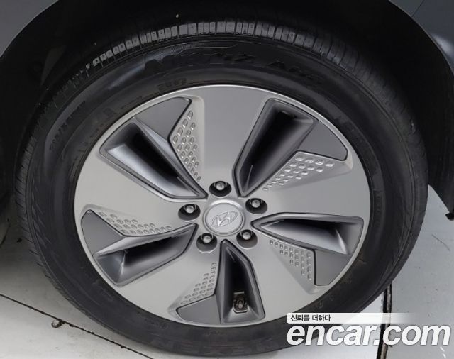 Hyundai Kona 2019 — photo 15