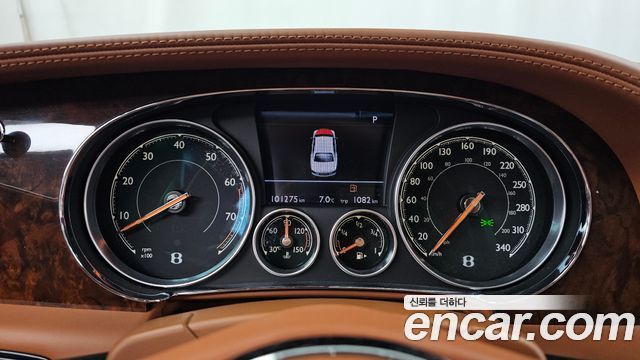 Bentley Flying Spur 2016 — photo 8