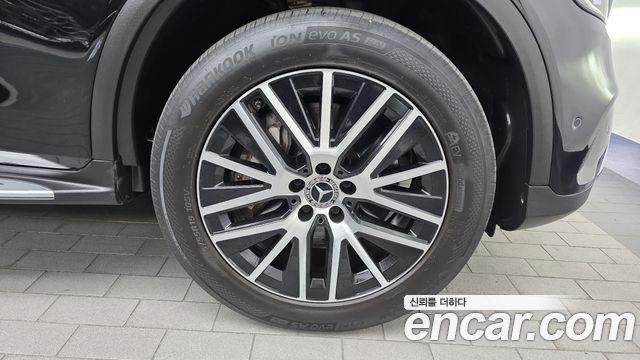 Mercedes-Benz GLC-Class 2021 — photo 7