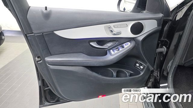 Mercedes-Benz GLC-Class 2021 — photo 14