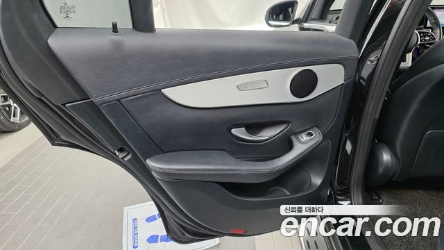Mercedes-Benz GLC-Class 2021 — photo 15