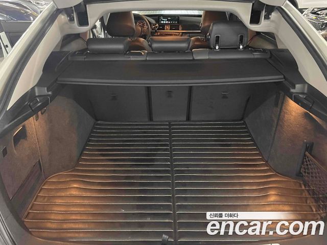 BMW Gran Turismo 2016 — photo 19