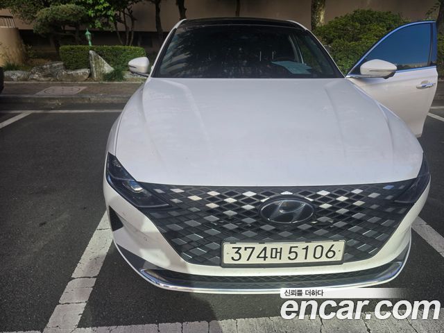 Hyundai Grandeur 2022 — photo 1