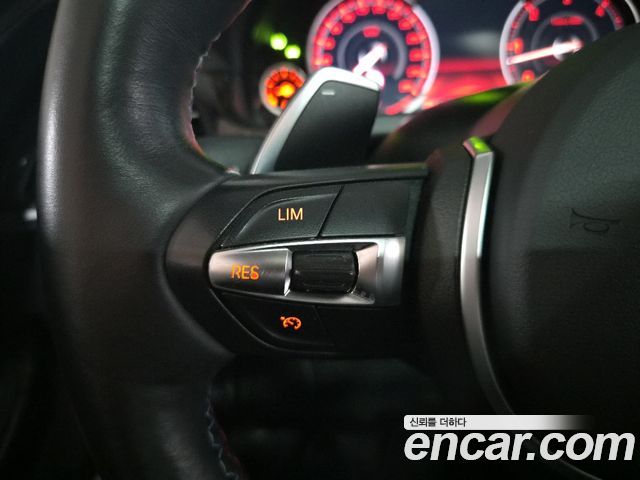 BMW 6-Series 2014 — photo 8