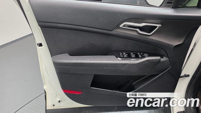 Kia Sportage 2023 — photo 14