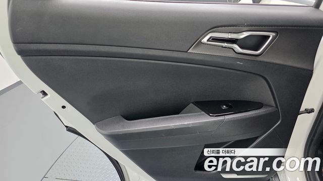 Kia Sportage 2023 — photo 15